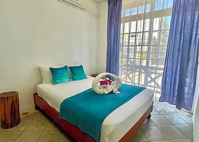 Hotel Estudios Selva Y Mar By Bfh 3*